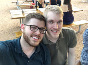 Meet your Posher, Troy